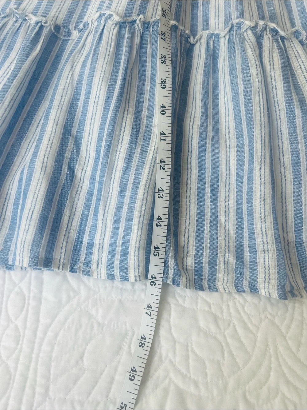 ๐๏ธ Rails Blue and White Striped Maxi Dress - Picture 5 of 7